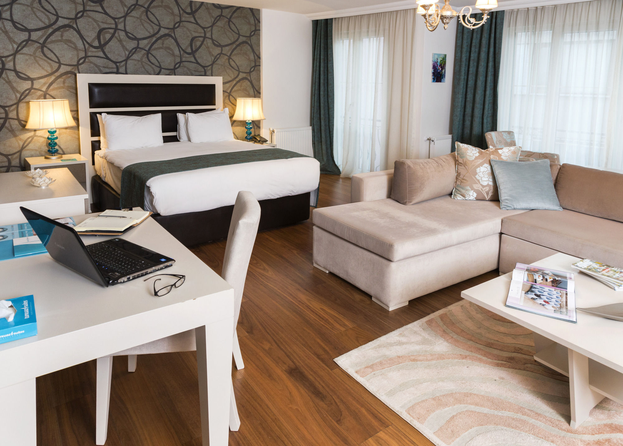 Turkuaz Suites Истанбул Екстериор снимка