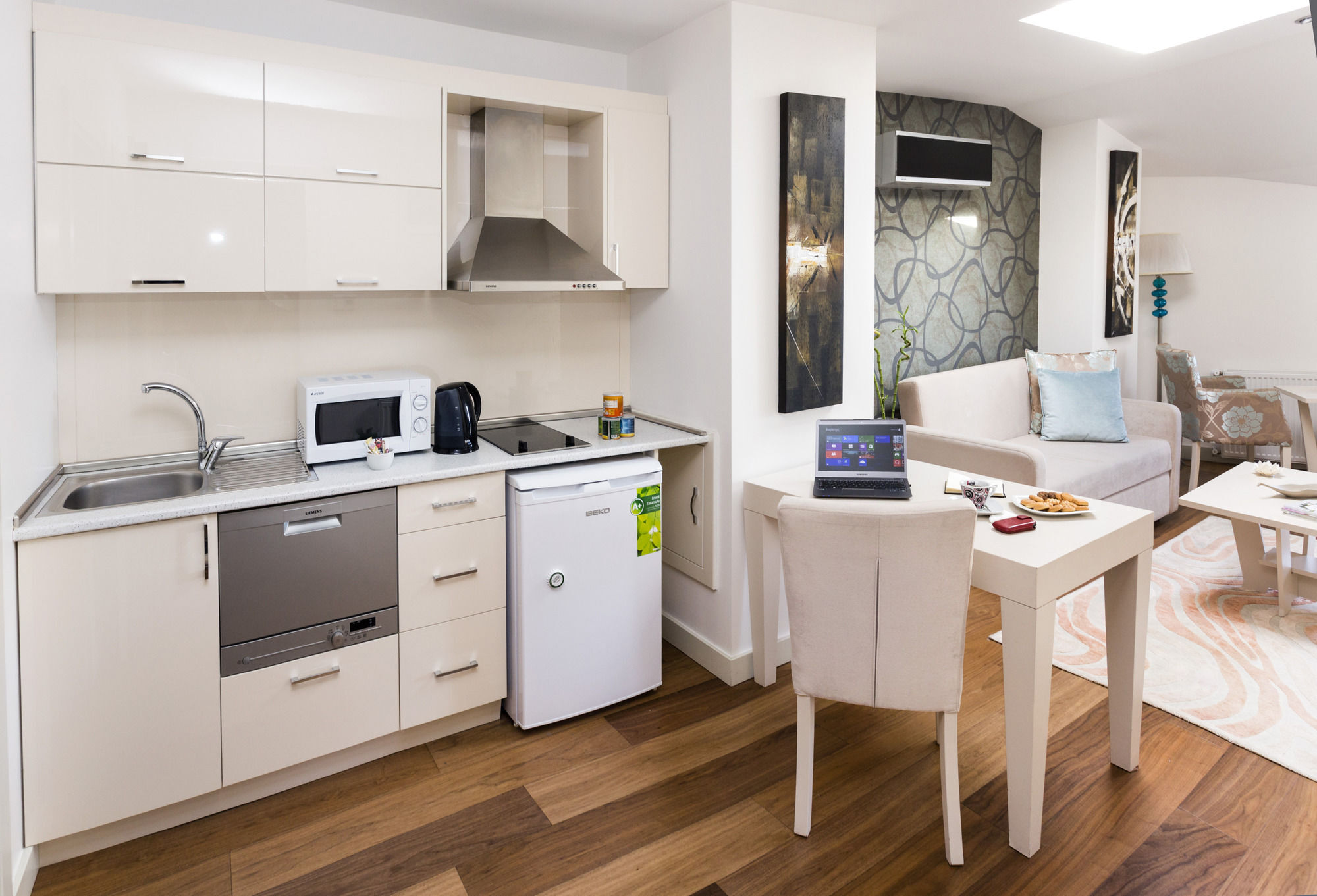 Turkuaz Suites Истанбул Екстериор снимка